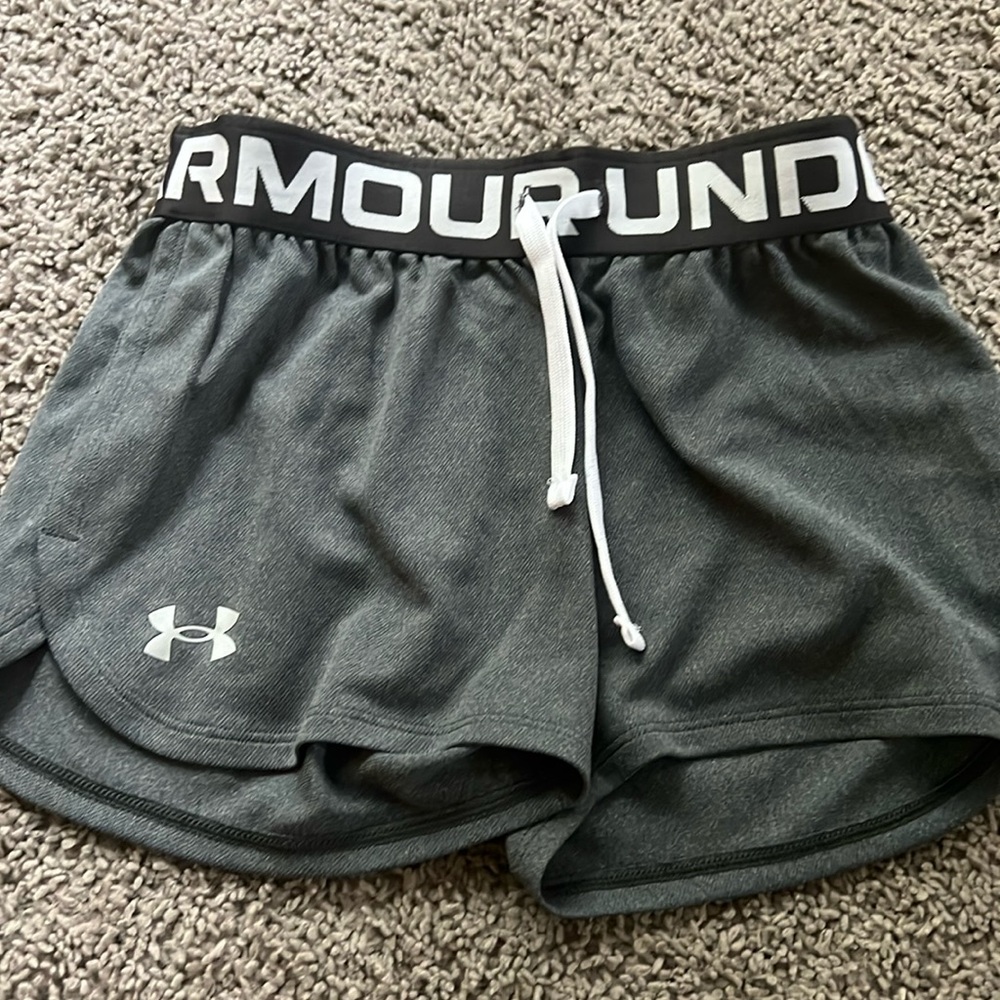 Under armour heat gear shorts